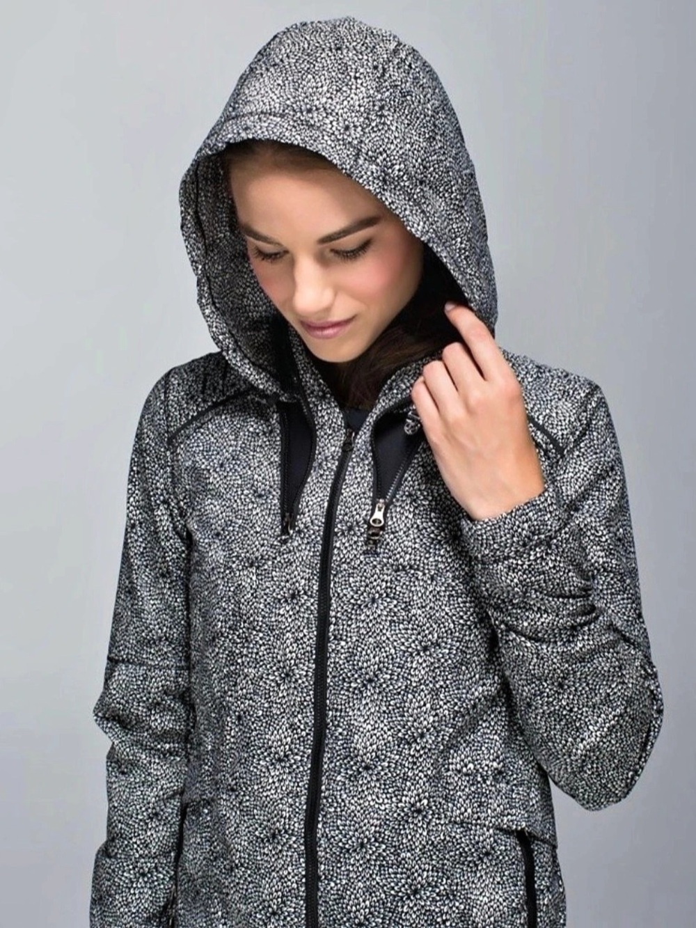 Lululemon Spring Forward Jacket Plush Petal Black Ghost / Black - Size 10 - 19"